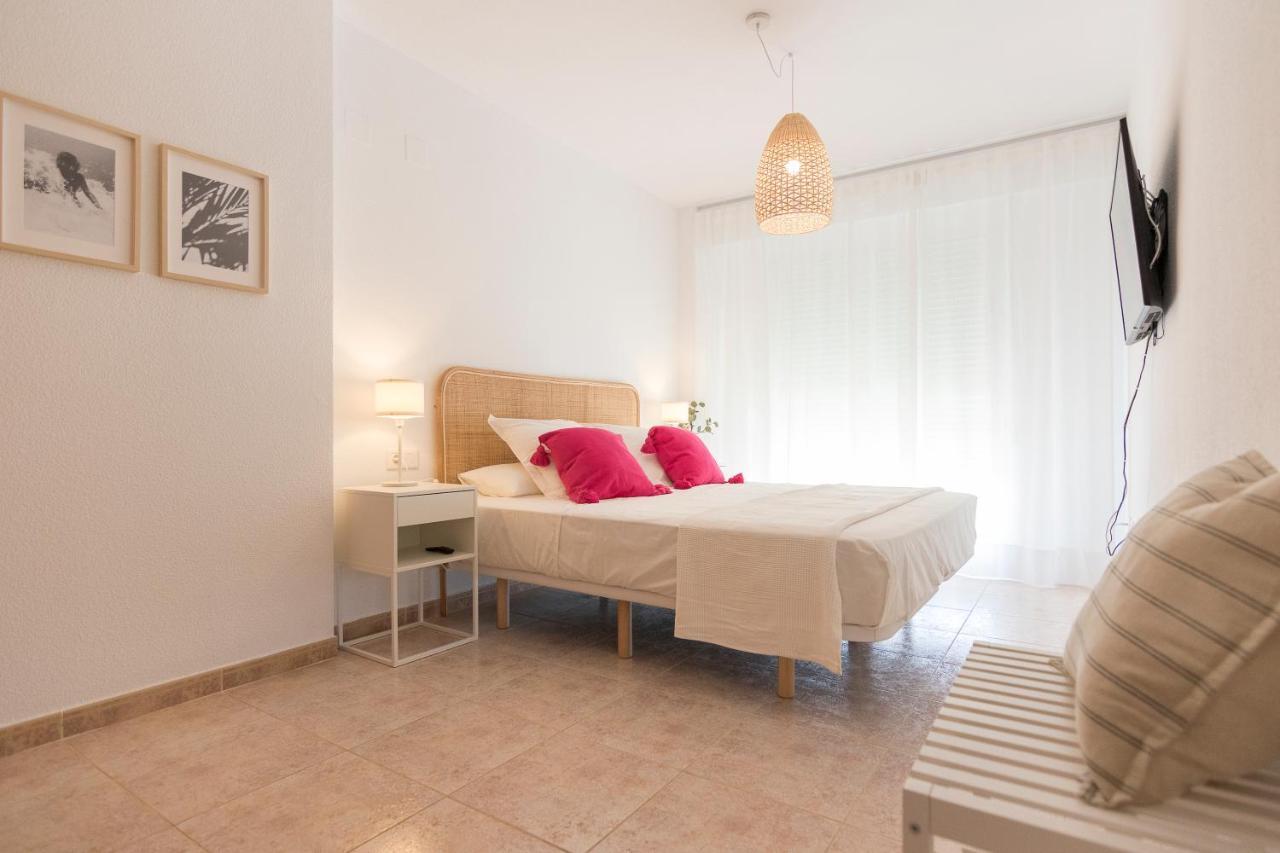 Beach Paradise Flat In Denia Centre W/ Large Pool Eksteriør billede
