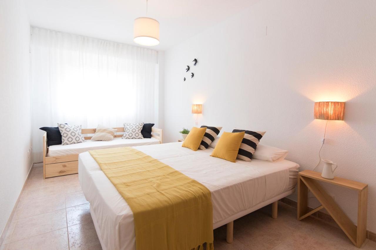 Beach Paradise Flat In Denia Centre W/ Large Pool Eksteriør billede