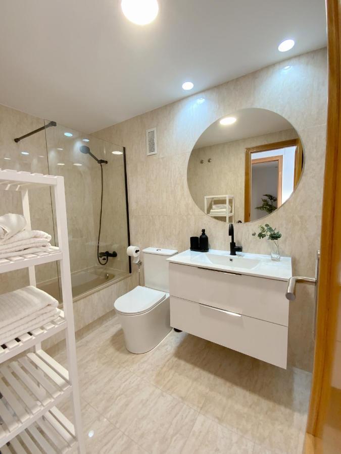 Beach Paradise Flat In Denia Centre W/ Large Pool Eksteriør billede